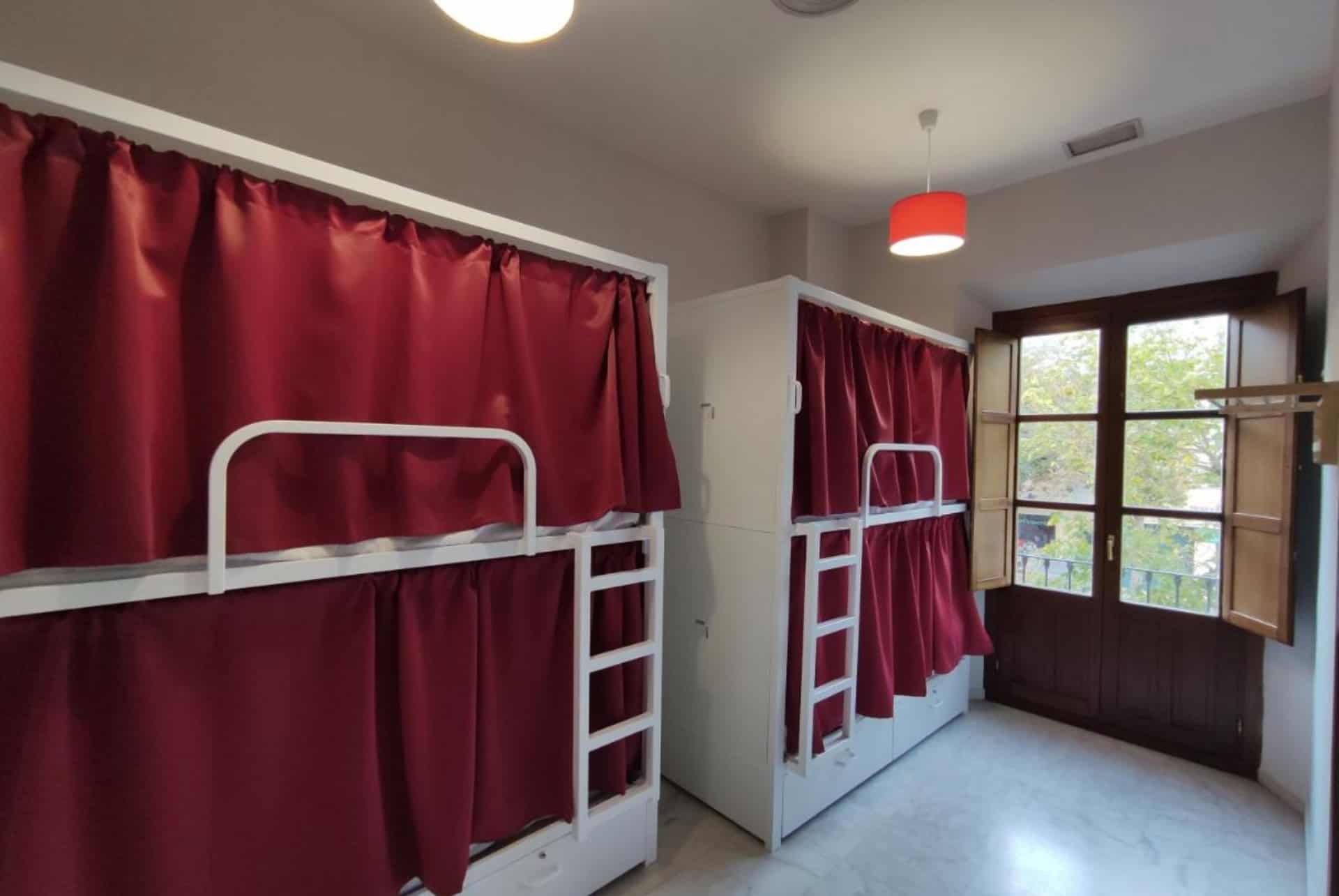 new samay hostel seville chambre new samay hostel seville chambre