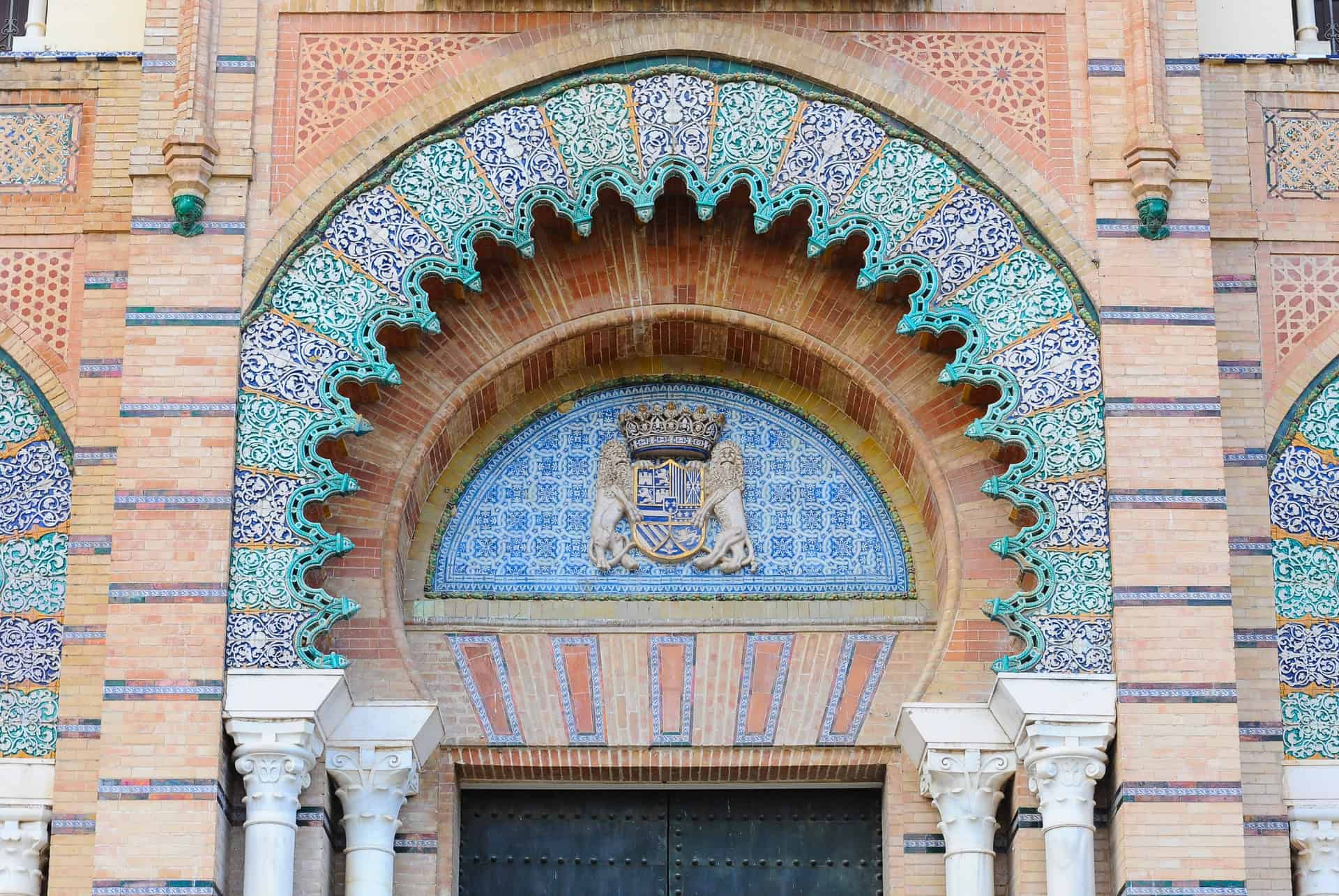 palais des arts façade palais des arts façade