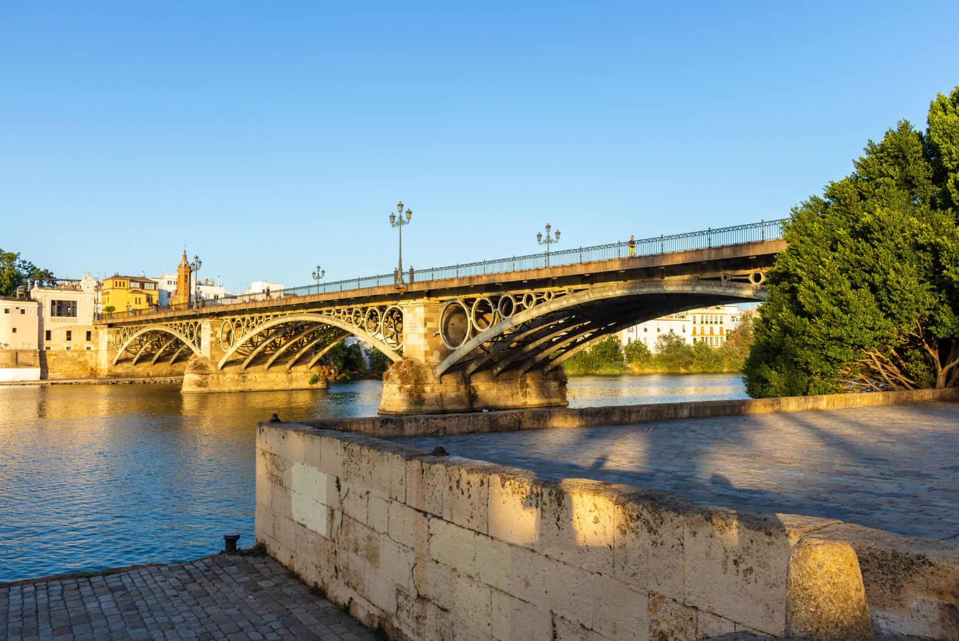 pont isabel ii triana