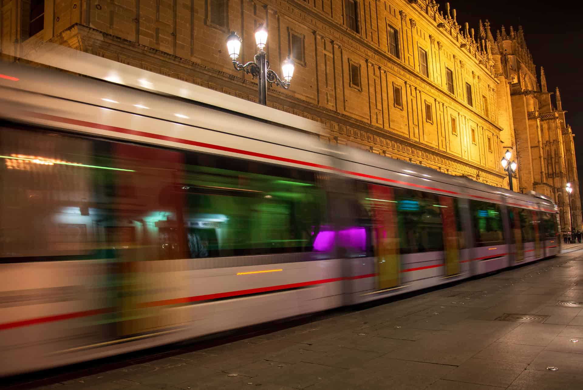 metro de sevilla nuit